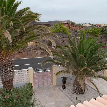 Tinizara Villa *