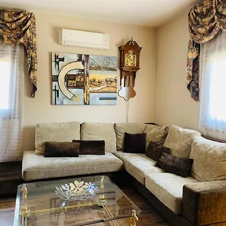 Tinizara Villa